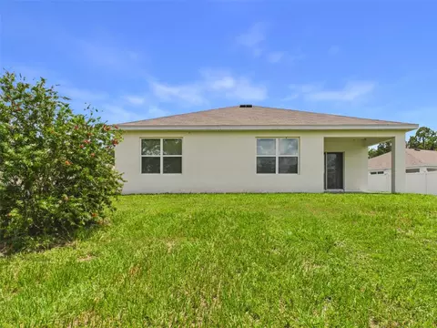 Exterior - 149 Hickory Course Cir, Ocala, FL 34472 photo 5 of 6