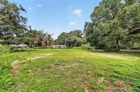 Exterior - 10195 NW 160th St, Reddick, FL 32686 photo 4 of 6