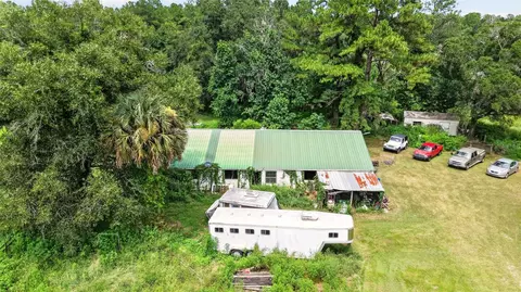 Exterior - 10195 NW 160th St, Reddick, FL 32686 photo 1 of 6