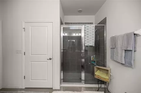 Bath - 6474 SW 89th Loop, Ocala, FL 34476 photo 2 of 2