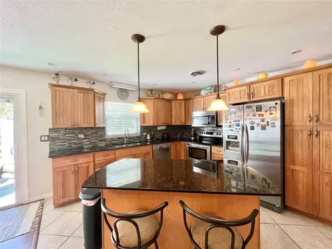Kitchen - 1815 SE 7th Ave, Ocala, FL 34471 photo 3 of 6