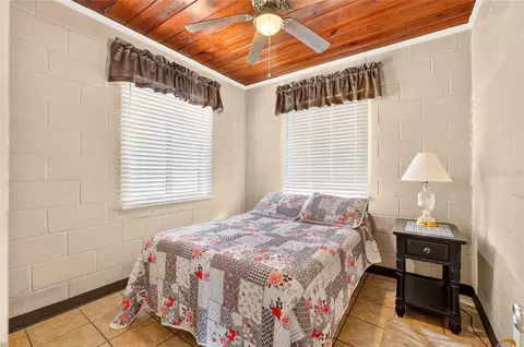 Bedroom - 2489 N Lakefront Dr, Hernando, FL 34442 photo 5 of 5