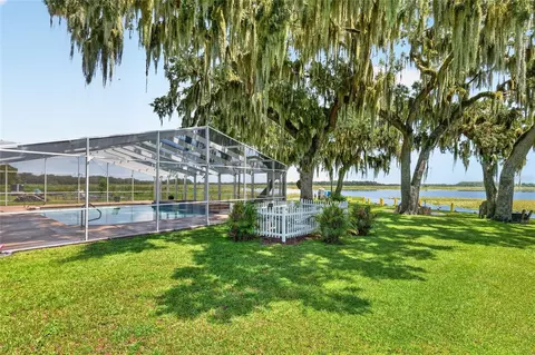 Exterior - 2489 N Lakefront Dr, Hernando, FL 34442 photo 6 of 41