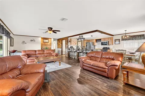 Living - 2489 N Lakefront Dr, Hernando, FL 34442 photo 4 of 7