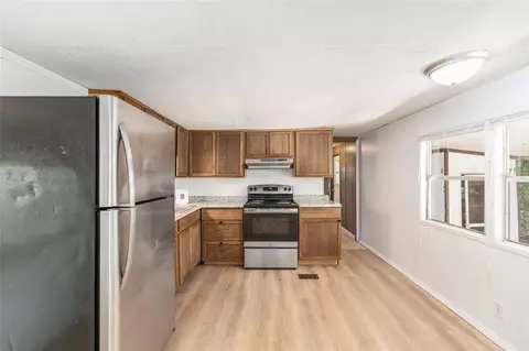 Kitchen - 2901 SW 91st St, Ocala, FL 34476 photo 1 of 2
