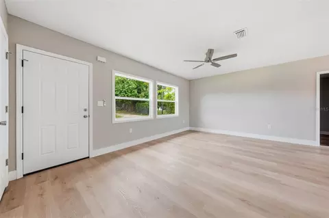 Living - 307 NE 11th Pl, Ocala, FL 34470 photo 2 of 3
