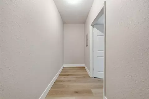 Entry Way - 307 NE 11th Pl, Ocala, FL 34470 photo 1 of 1