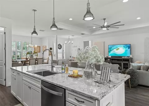 Kitchen - 4010 SE 22nd St, Ocala, FL 34471 photo 3 of 4