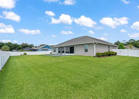 Exterior - 4010 SE 22nd St, Ocala, FL 34471 photo 8 of 10