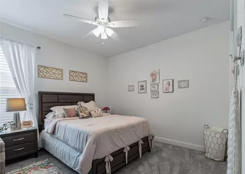 Bedroom - 4010 SE 22nd St, Ocala, FL 34471 photo 3 of 4