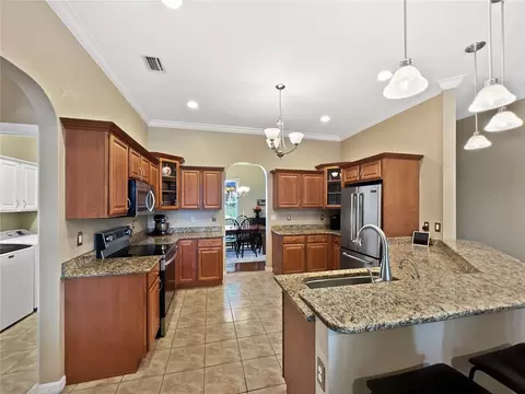 Kitchen - 4526 SE 34th Pl, Ocala, FL 34480 photo 2 of 3