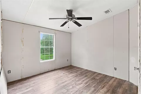 Bedroom - 39913 Swift Rd, Eustis, FL 32736 photo 3 of 5