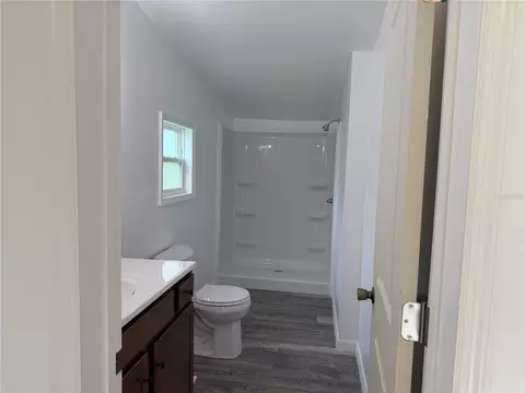 Bath - 13991 NE 10th St, Williston, FL 32696 photo 1 of 2