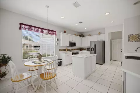Kitchen - 9117 SE 125th Loop, Summerfield, FL 34491 photo 3 of 3