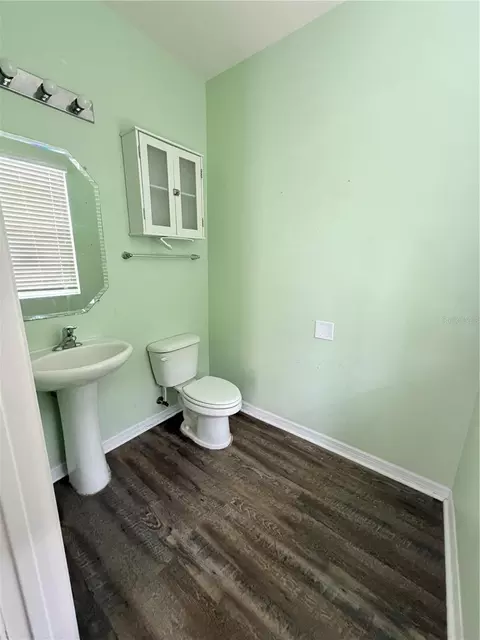 Bath - 45170 Dutton Way, Callahan, FL 32011 photo 3 of 3