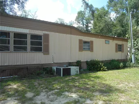 18800 NE 248th Ter, Fort Mc Coy, FL 32134