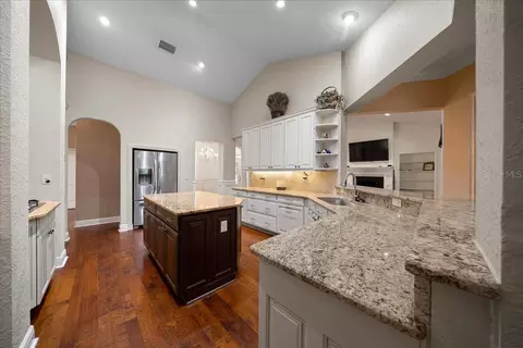 Kitchen - 929 SE 41st St, Ocala, FL 34480 photo 1 of 4