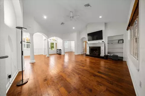 Living - 929 SE 41st St, Ocala, FL 34480 photo 6 of 7