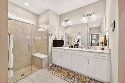 Bath - 9664 SW 63rd Loop, Ocala, FL 34481 photo 1 of 3
