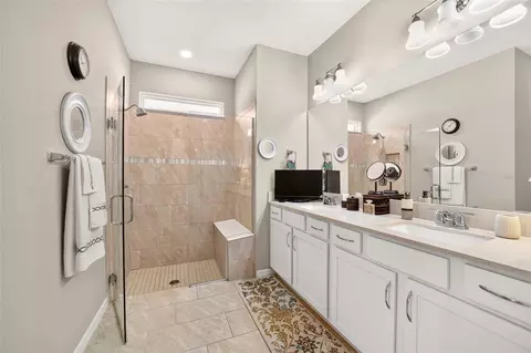 Bath - 9664 SW 63rd Loop, Ocala, FL 34481 photo 2 of 3