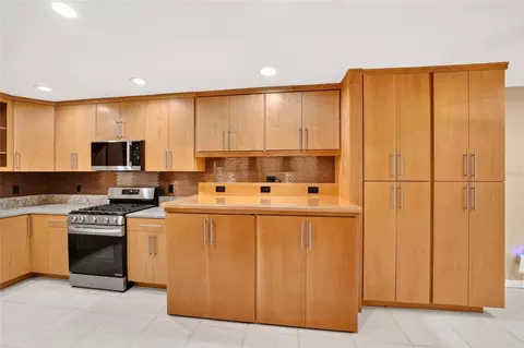 Kitchen - 4431 NE 4th St, Ocala, FL 34470 photo 1 of 4