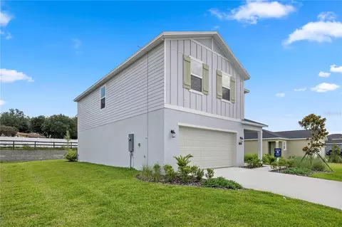 Exterior - 3216 NE 38th St, Ocala, FL 34479 photo 2 of 5
