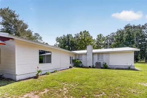Exterior - 5100 SE 44th Avenue Rd, Ocala, FL 34480 photo 3 of 8