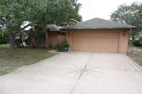 4531 Treasure Cay Rd, Tavares, FL 32778
