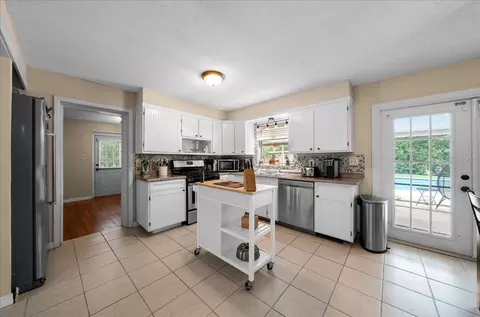 Kitchen - 3149 SE 3rd St, Ocala, FL 34471 photo 1 of 6
