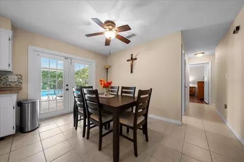 Entry Way - 3149 SE 3rd St, Ocala, FL 34471 photo 1 of 2