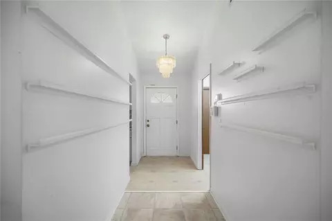 Entry Way - 6500 Cherry Rd, Ocala, FL 34472 photo 1 of 2