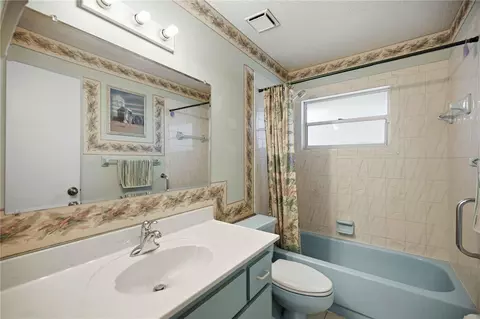 Bath - 6500 Cherry Rd, Ocala, FL 34472 photo 3 of 3