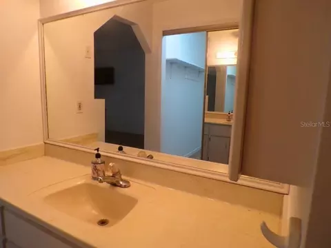 Bath - 6500 Cherry Rd, Ocala, FL 34472 photo 1 of 3