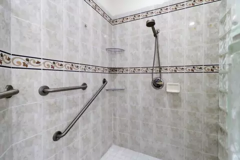 Bath - 1821 N Gibson Pt, Hernando, FL 34442 photo 4 of 4