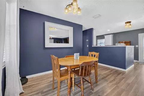 Dining - 16460 NE 25th Ln, Williston, FL 32696 photo 1 of 2