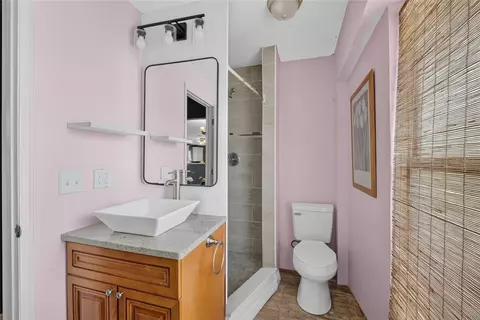 Bath - 16460 NE 25th Ln, Williston, FL 32696 photo 3 of 3