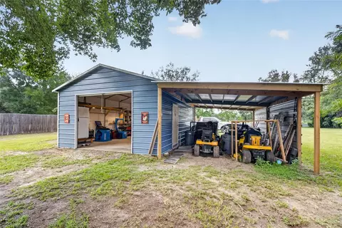 Exterior - 16460 NE 25th Ln, Williston, FL 32696 photo 7 of 7