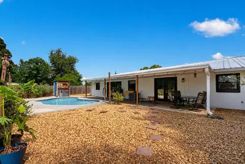Exterior - 16460 NE 25th Ln, Williston, FL 32696 photo 3 of 7
