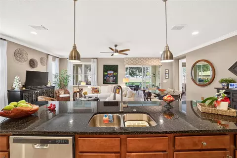 Kitchen - 9895 SW 95th Loop, Ocala, FL 34481 photo 8 of 9