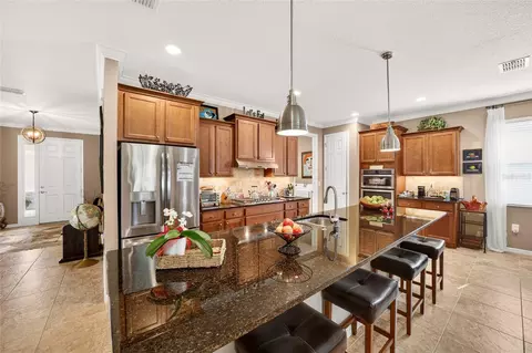 Kitchen - 9895 SW 95th Loop, Ocala, FL 34481 photo 3 of 9