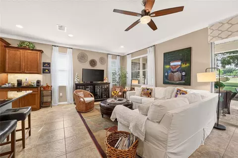 Living - 9895 SW 95th Loop, Ocala, FL 34481 photo 2 of 5
