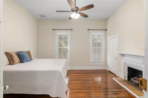 Bedroom - 818 SE 3rd St, Ocala, FL 34471 photo 1 of 6