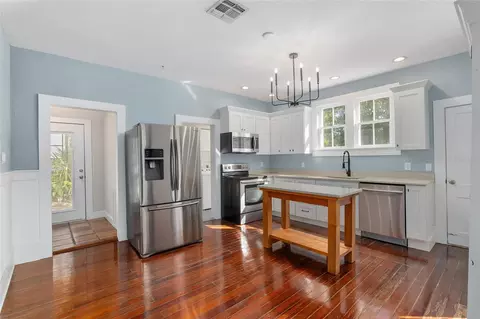 Kitchen - 818 SE 3rd St, Ocala, FL 34471 photo 1 of 7