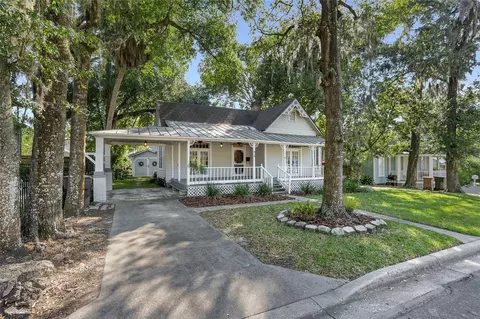 Exterior - 818 SE 3rd St, Ocala, FL 34471 photo 7 of 36