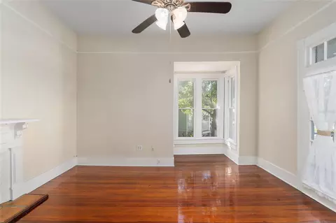 Living - 818 SE 3rd St, Ocala, FL 34471 photo 2 of 5
