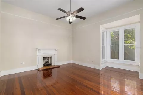 Living - 818 SE 3rd St, Ocala, FL 34471 photo 3 of 5