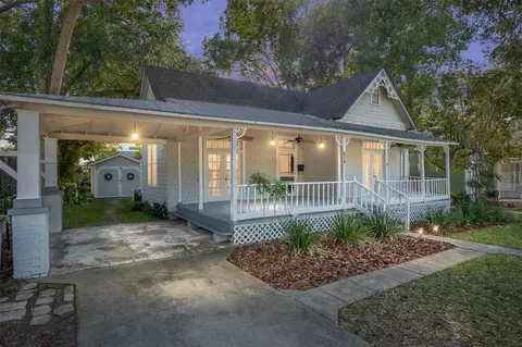 Exterior - 818 SE 3rd St, Ocala, FL 34471 photo 5 of 36