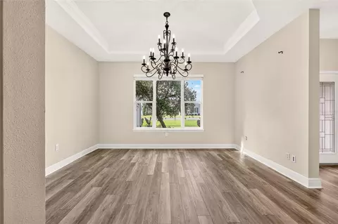 Living - 4015 SE 22nd St, Ocala, FL 34471 photo 3 of 7