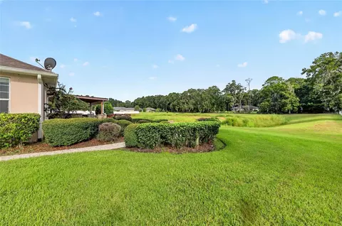 Exterior - 4015 SE 22nd St, Ocala, FL 34471 photo 2 of 9