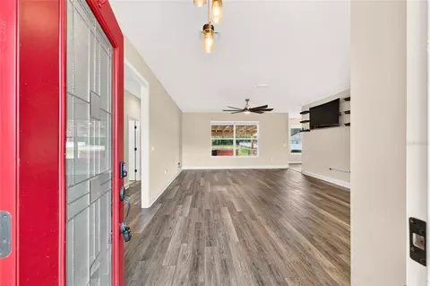 Entry Way - 4015 SE 22nd St, Ocala, FL 34471 photo 2 of 5